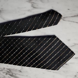 Geoffrey Beene Men's Tie